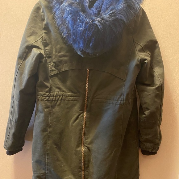 Green canvas jacket blue fur rim - Picture 2 of 2